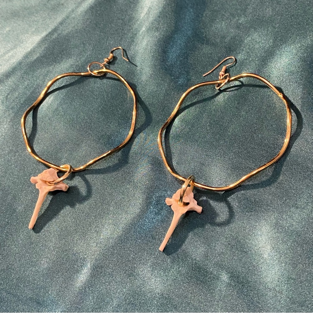 Possum Vertebrae Bone Wavy Hoop Earrings